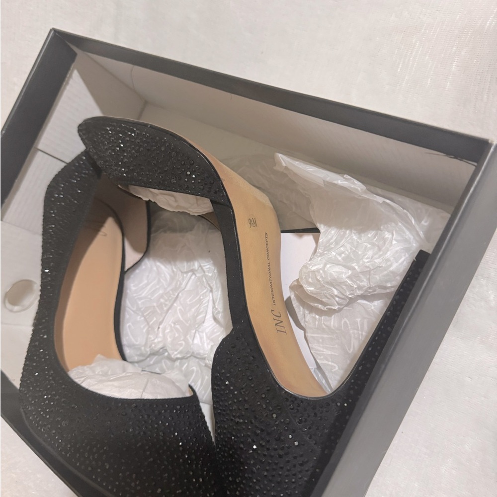 INC Kenjay O’Dorsay Rhinestone Pumps - Picture 6 of 6
